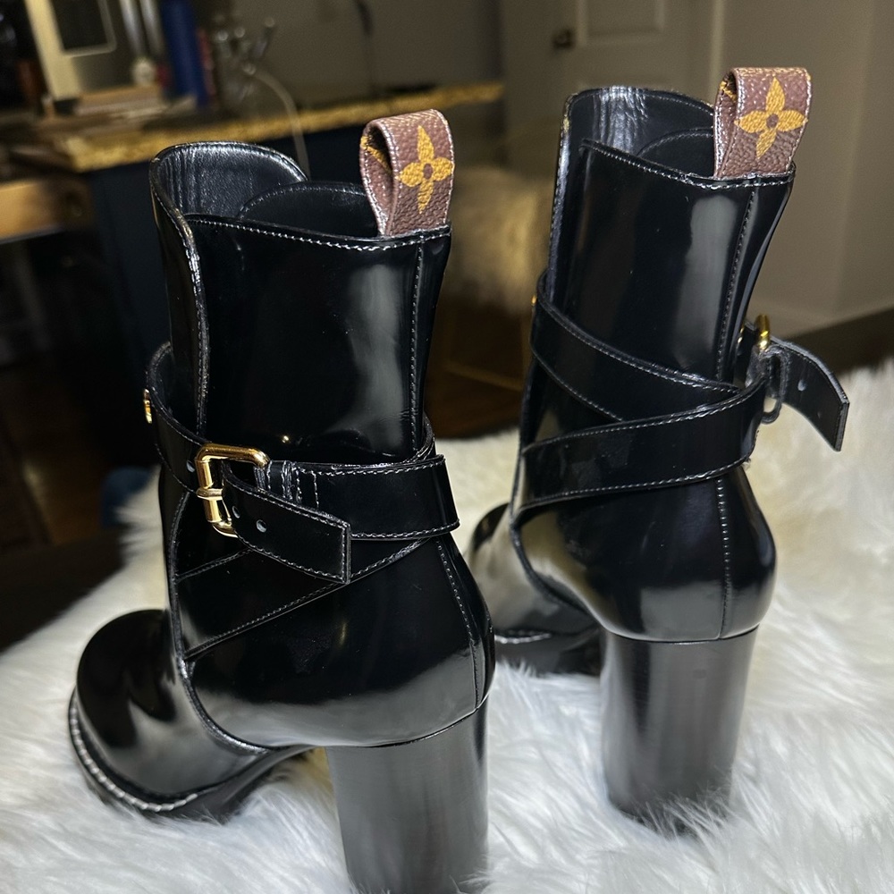 LV STAR TRAIL ANKLE BOOT - Picture 9 of 14